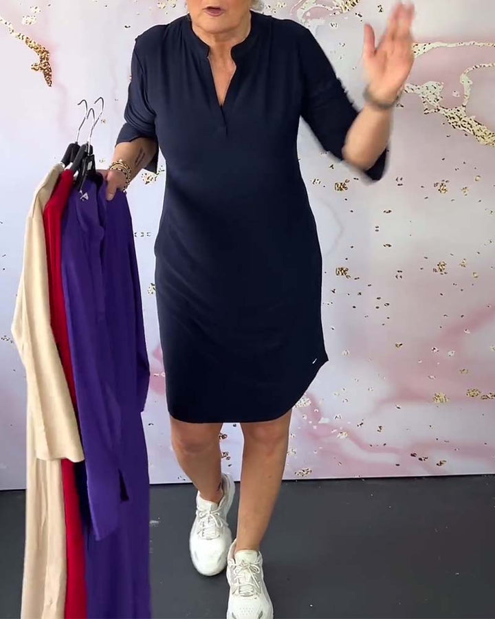 Hanneke™ - Effen jurk met V-hals